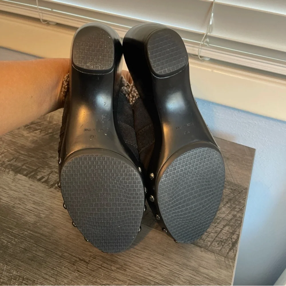 Stuart Weitzman Black Suede Mules with Brown Fur size 7M